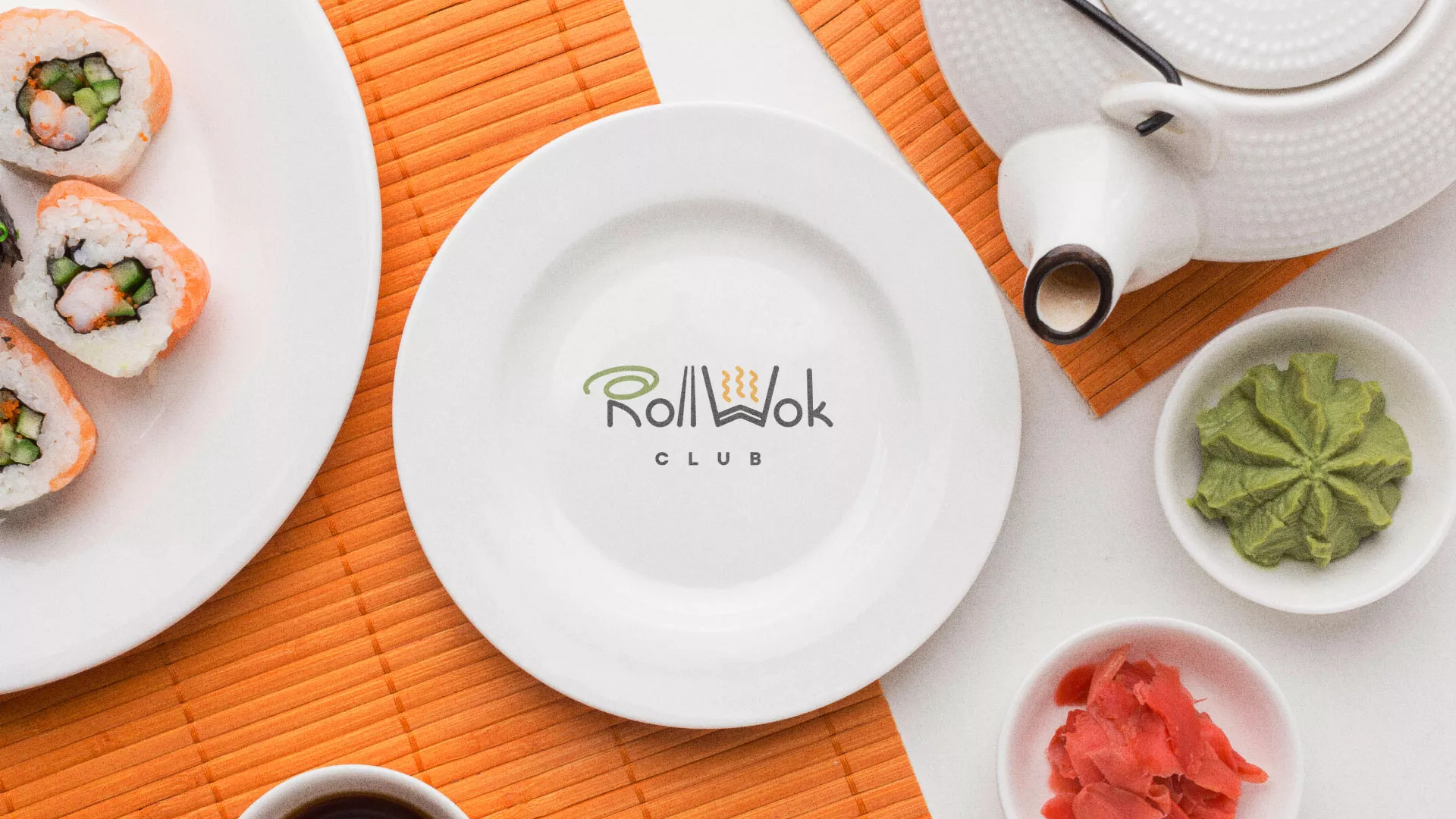Разработка логотипа и фирменного стиля суши-бара «Roll Wok Club» в Коломне